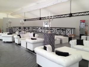 Chesterfield White 3er Sofa 6